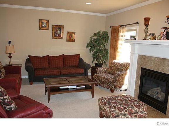 4th image of 1054 Lorenzo Ct #1