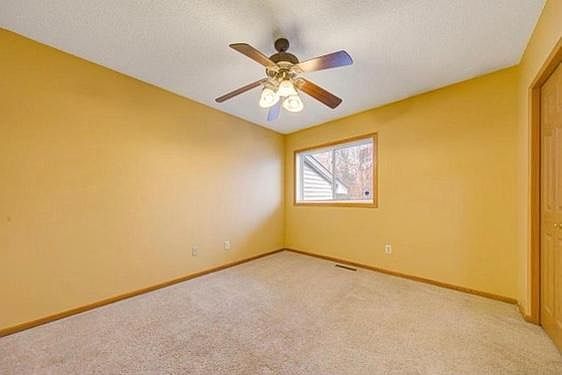 4th image of 649 Kingfisher Ln APT C
