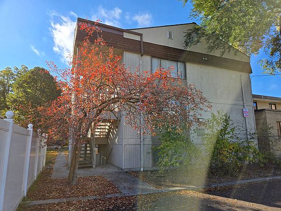 2nd image of 411 E Sinto Ave #202