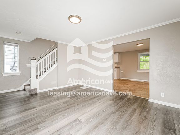 2-Living Room