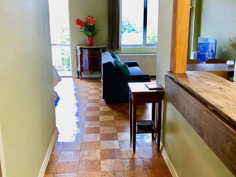 2829 Connecticut Ave NW — Photo 1