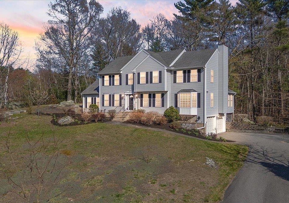 1st image of 62 Magnolia Drive