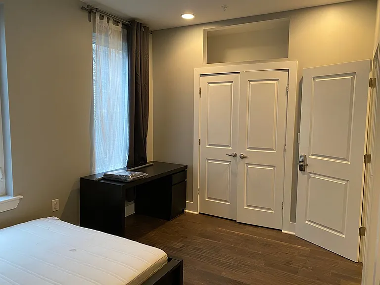 419 N Holly St — Photo 18