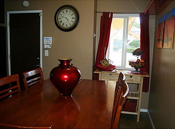 4th image of 361 Los Soneto Dr