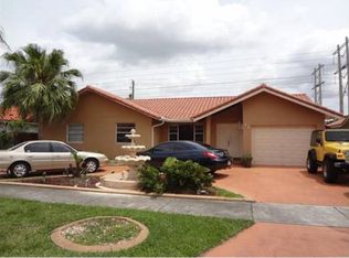 13 NW 136th Pl, Miami, FL 33182