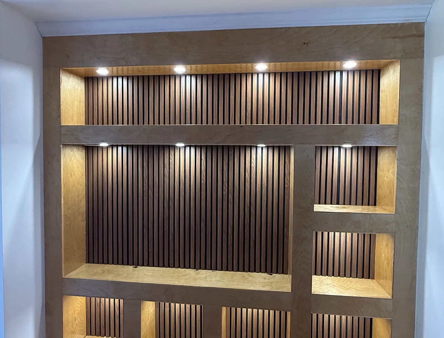 2 bed, 1000 sqft, $3,200 — Photo 3