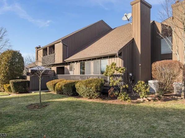 239 Kingsberry Dr, Franklin Twp., NJ 08873