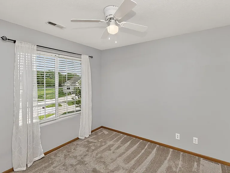 760 SE Carefree Ln — Photo 20