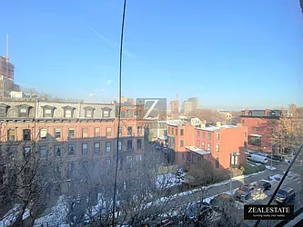 Rented by ZealEstate Group Inc