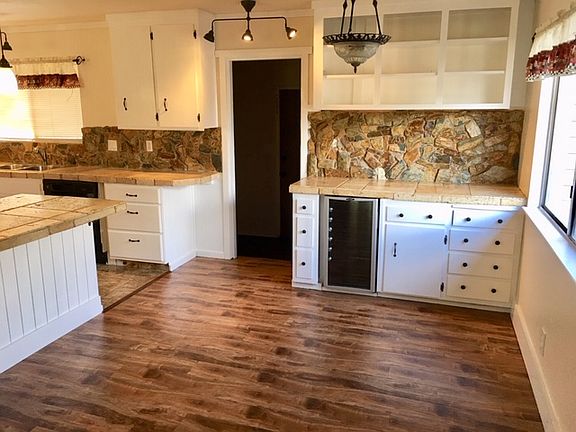 4th image of 1800 Valparaiso Dr