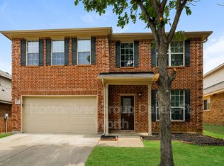 12617 Panorama Dr, Burleson, TX 76028
