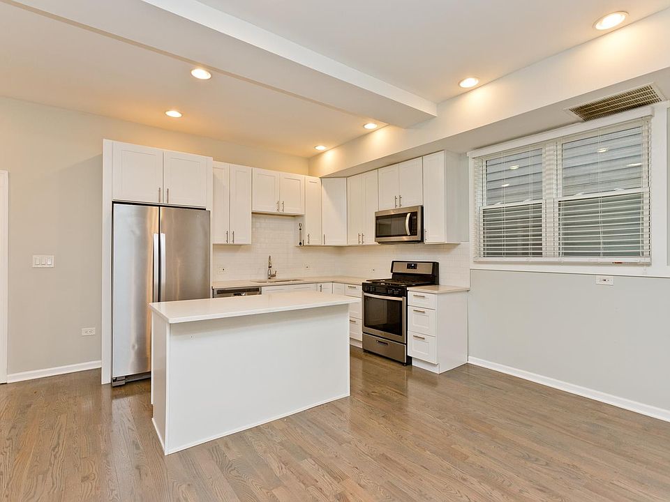 1st image of 712 N Willard Ct #1S
