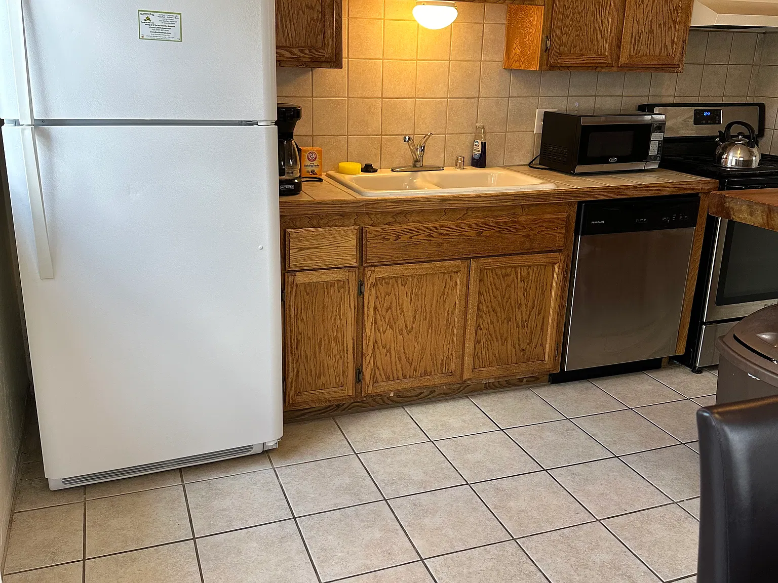 3 bed, 1.5 bath, 1076 sqft, $1,800 — Photo 3