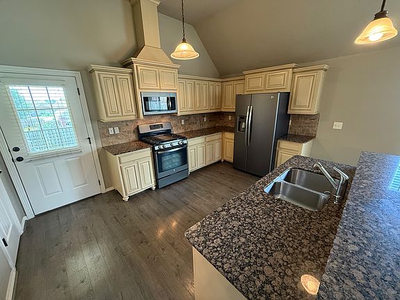 3rd image of 4303 SW Slate Ln