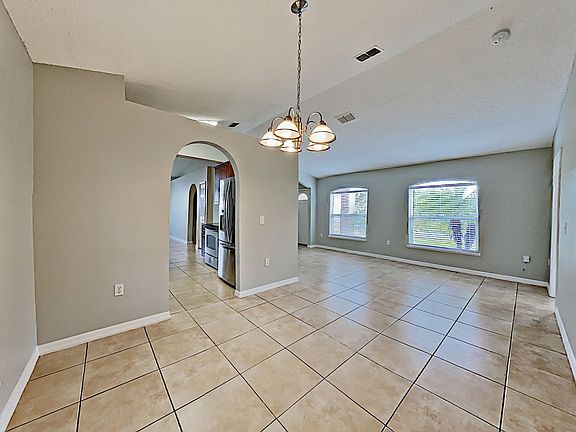 4th image of 3160 Atwater Dr