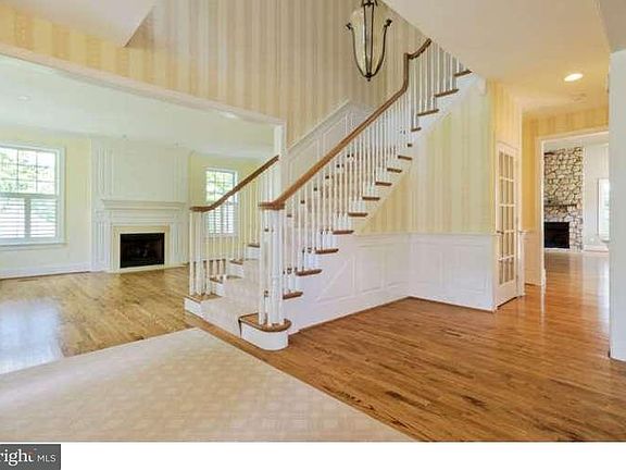 2nd image of 1005 Brick House Farm Ln