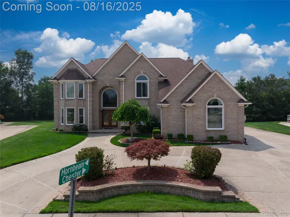 43281 Chester Dr, Sterling Heights, MI 48314