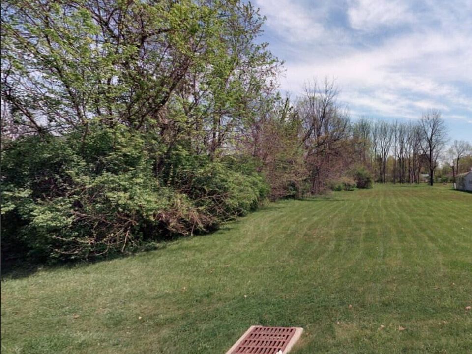 2nd image of 2790 Bulen Ave