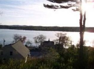 63 Evergreens Dr APT 2, Laconia, NH 03246
