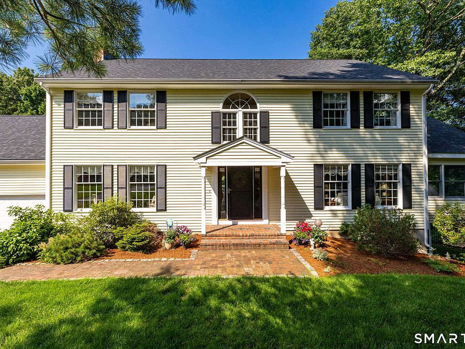 1st image of 56 Larkspur Lane