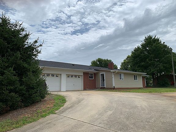 Rear entrance to garage