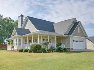 131 Towerview Cir, Mount Airy, GA 30563