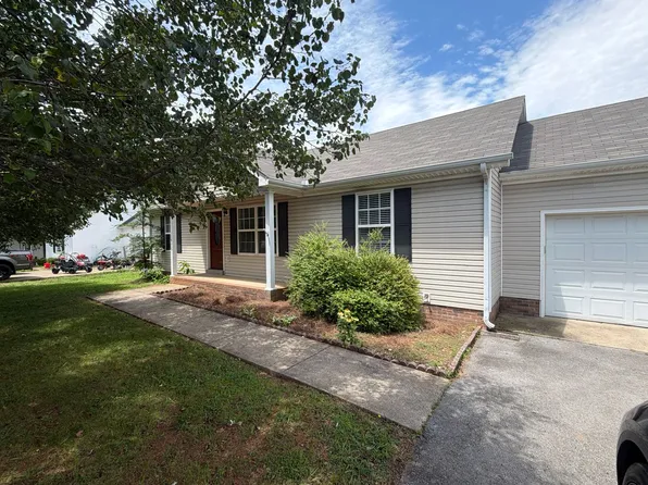 1976 Bishop Ave, Murfreesboro, TN 37127