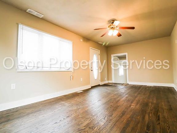 3rd image of 2323 Orange St