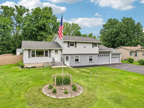 152 Gates Greece Townline Rd, Rochester, NY 14606