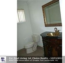 4th image of 1136 SE 3rd Ave