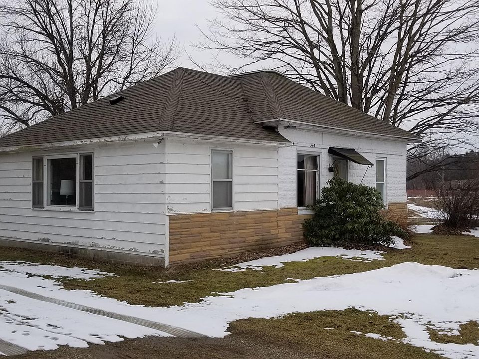 1st image of 343 Main St