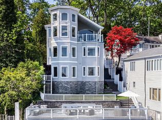 565 McKinley Terrace, Centerport, NY 11721