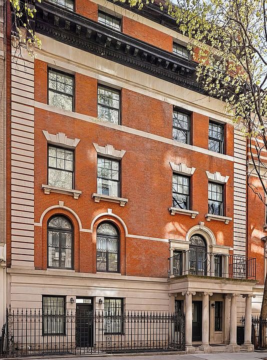 1st image of 272 W 91st St