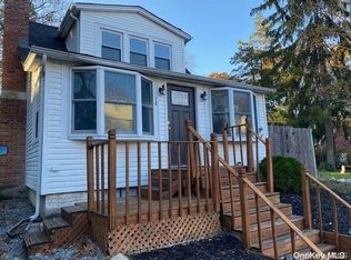 14 Medford Rd, Sound beach, NY 11789