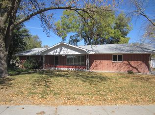 202 E 4th St, Firth, NE 68358