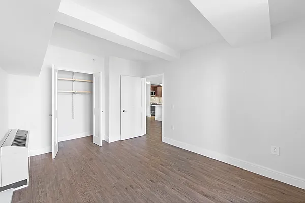 Rented by Stonehenge NYC LLC | media 8