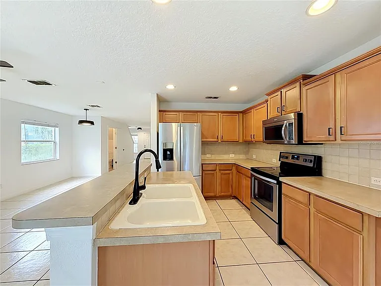 12705 Lexington Summit St — Photo 20