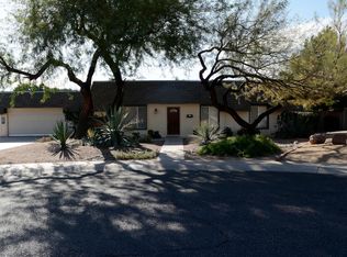 2521 E Turquoise Dr, Phoenix, AZ 85028