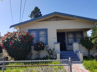 (Undisclosed Address), Oakland, CA, 94605
