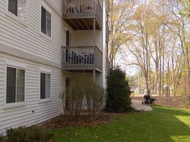 2nd image of 3614 Pine Oak Ave SW APT 103