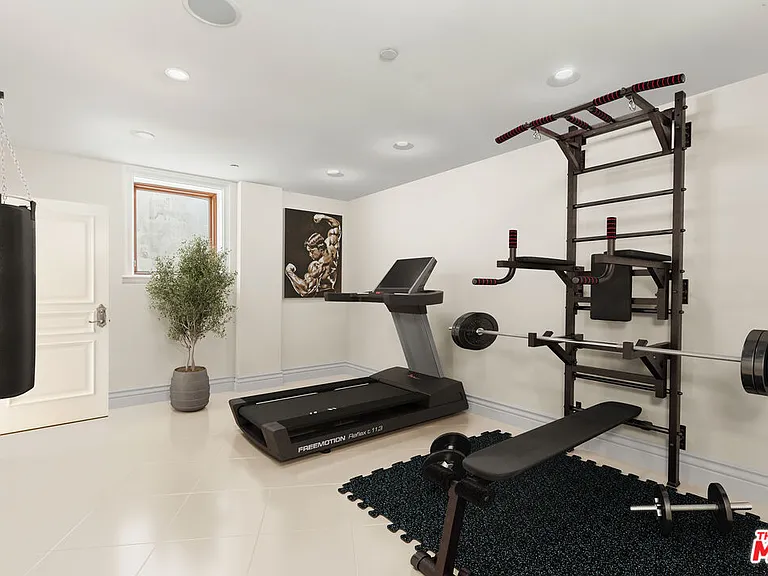 2229 Summitridge Dr — Photo 26