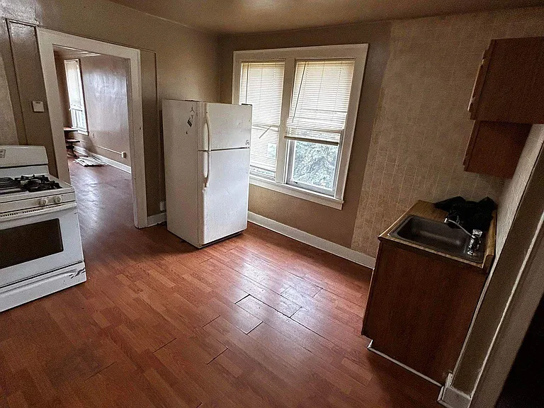 4944-4948 Olcott Ave #3 — Photo 5