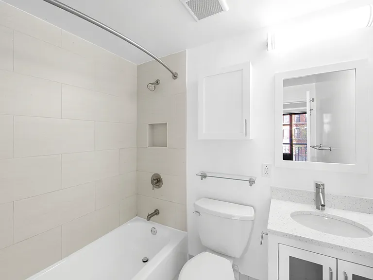 354 E 91st St #305 — Photo 10