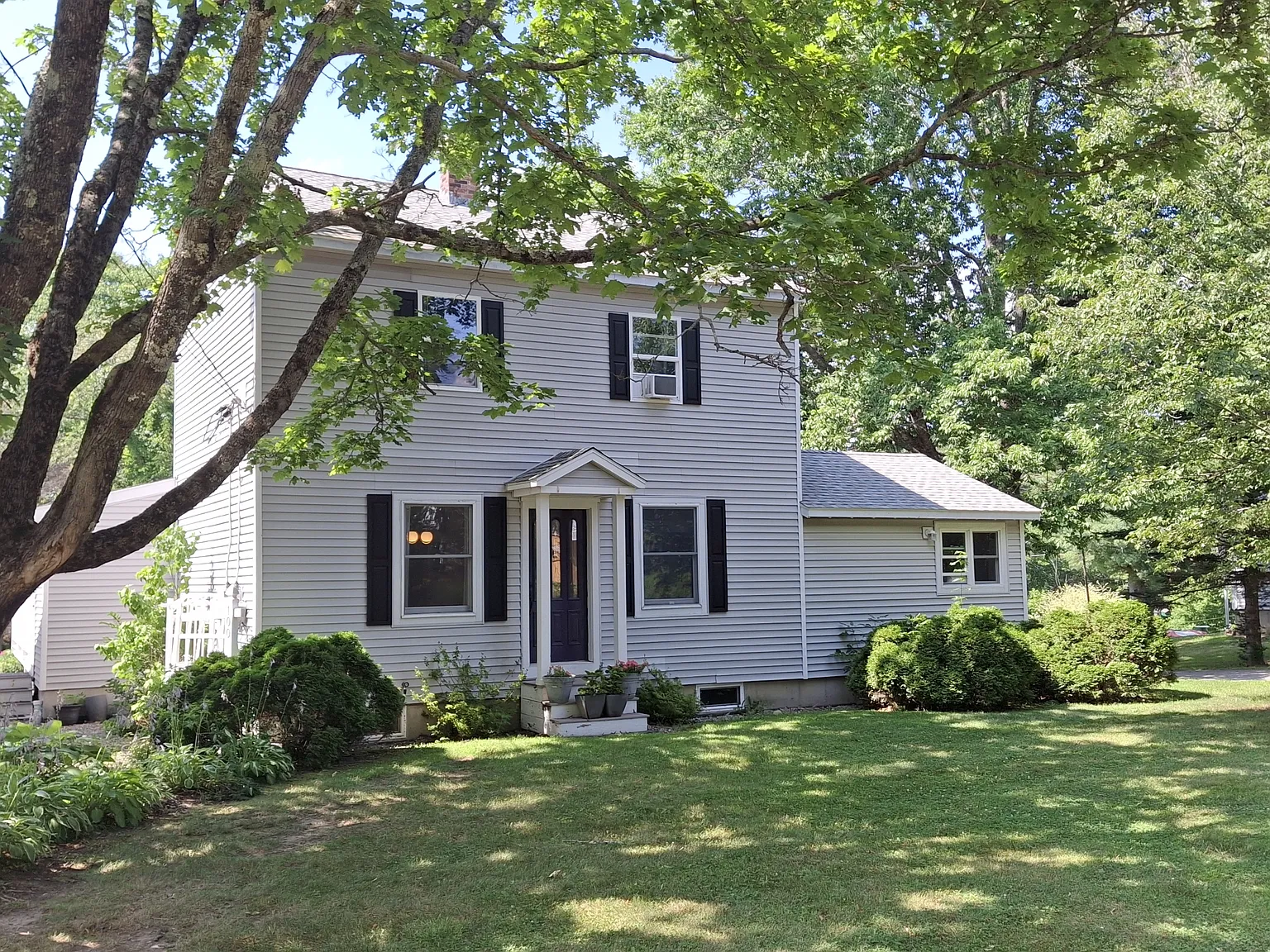 574 Main Street - 1 — Photo 2