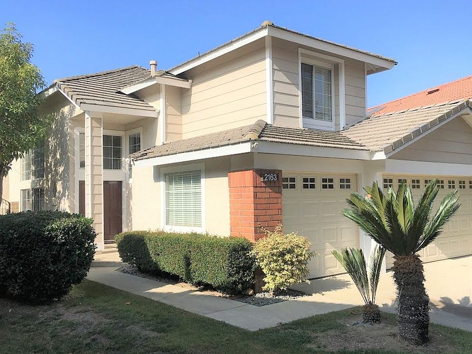 1st image of 2163 Hedgerow Ln