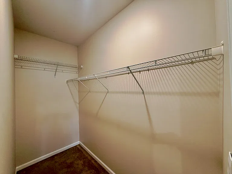 528 Ashwood Way — Photo 16