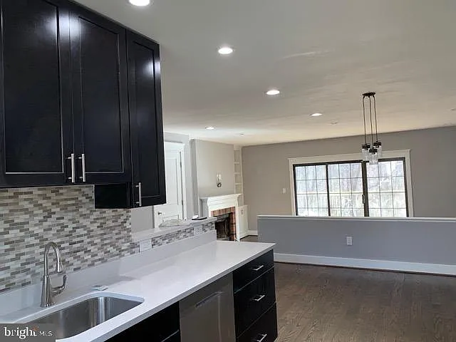 10203 Scarborough Commons Ct — Photo 5