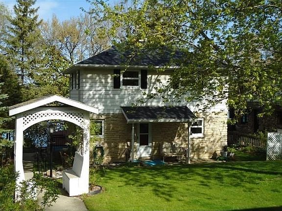 3rd image of 3825 Thoma Park Dr