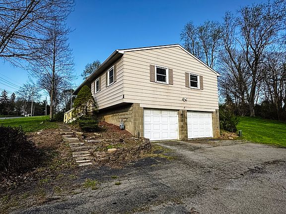 3rd image of 20645 Blooming Valley Rd
