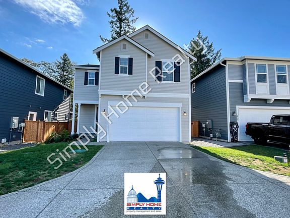 2nd image of 929 Vine Maple St SE